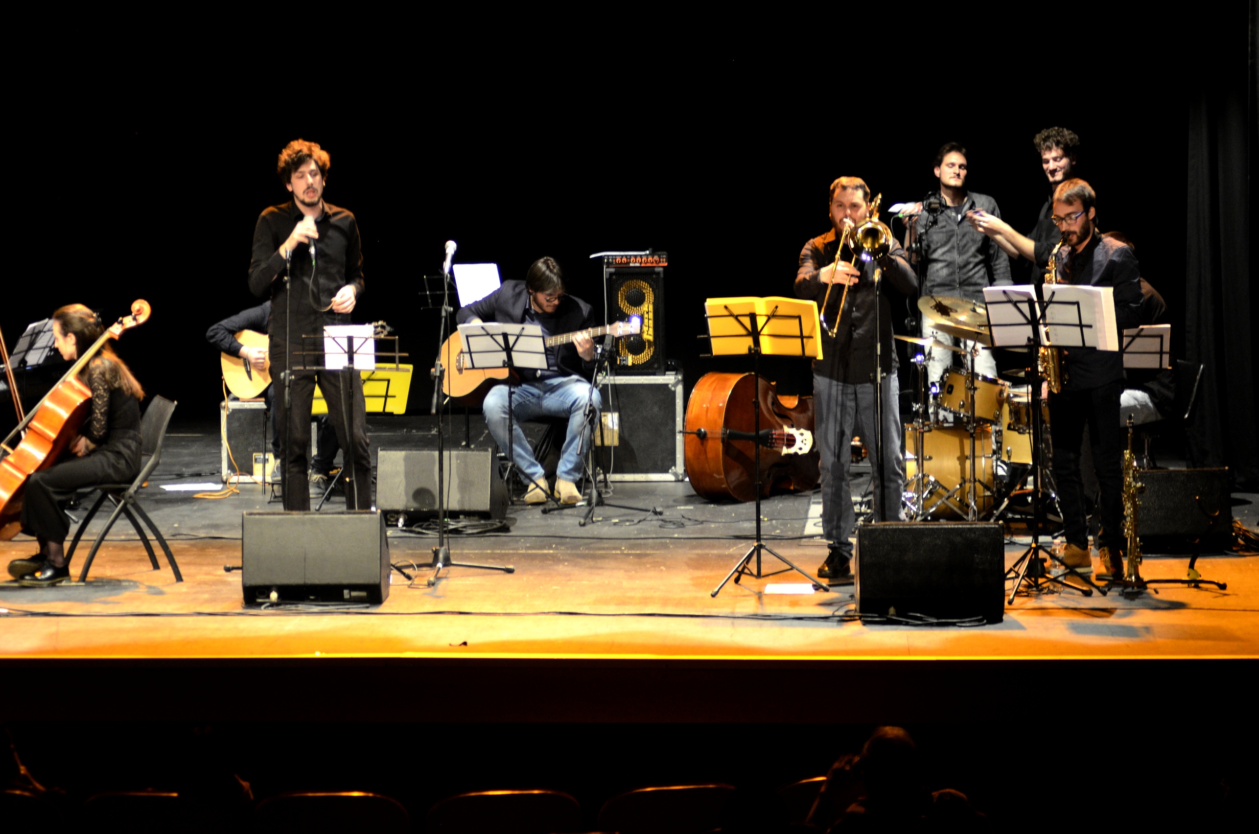 Il Tepore della Bossa Nova Riscalda il Palco del Palamostre – Tributo ad Antônio Carlos Jobim