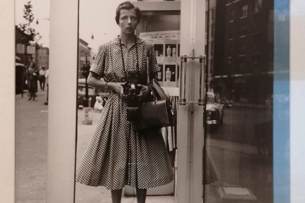 Foto di una foto di Vivian Maier di Giulia Polloni